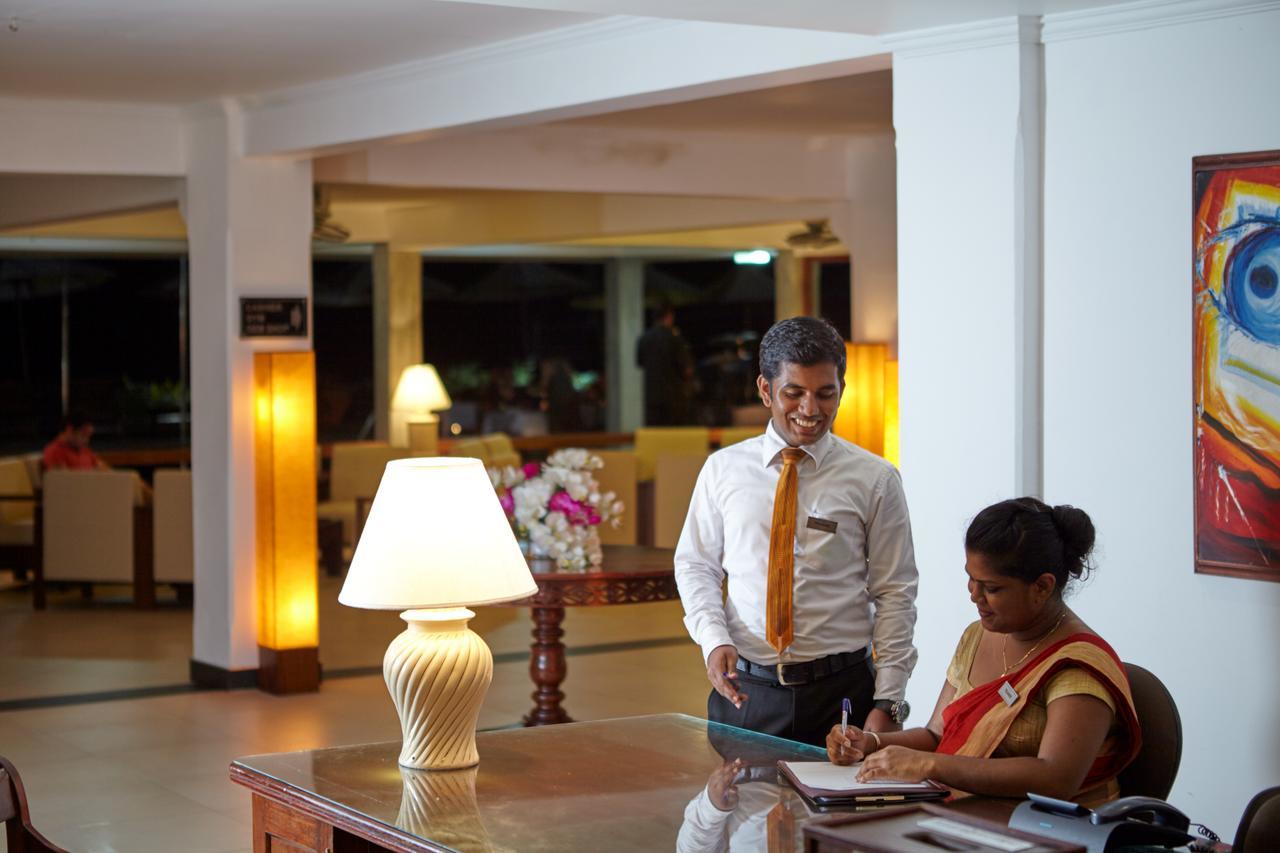 Coral Sands Hotel Hikkaduwa Esterno foto